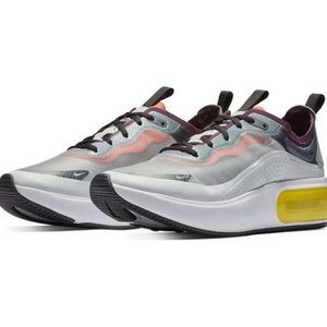 Nike Air Max Dia size 7.5